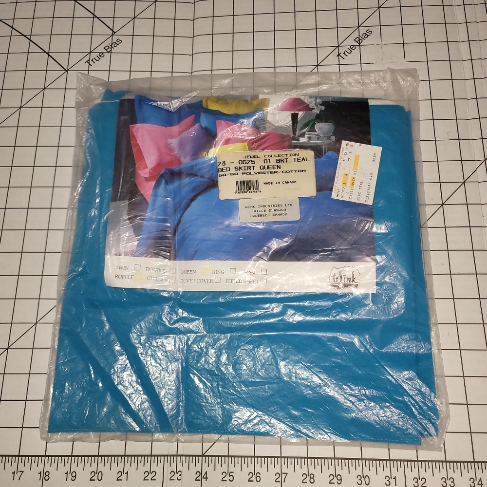 Vintage‎ NIP Wink Bright Teal Queen Bed Skirt - Ruffled 50 Poly/50 Cotton